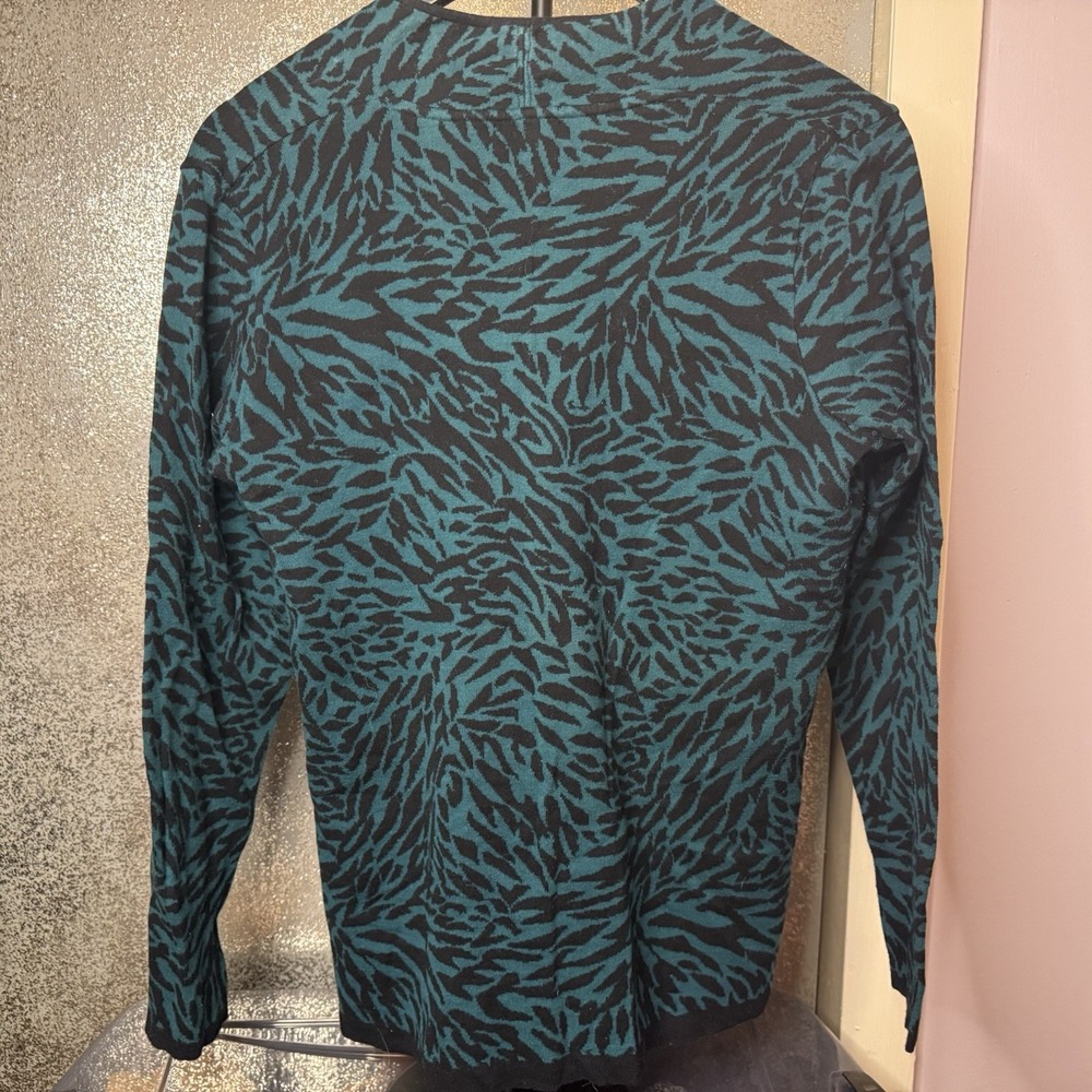 Dana Buchman Women's Long Sleeve Teal Animal Print Sweater 100% Cotton Size M - Picture 8 of 8